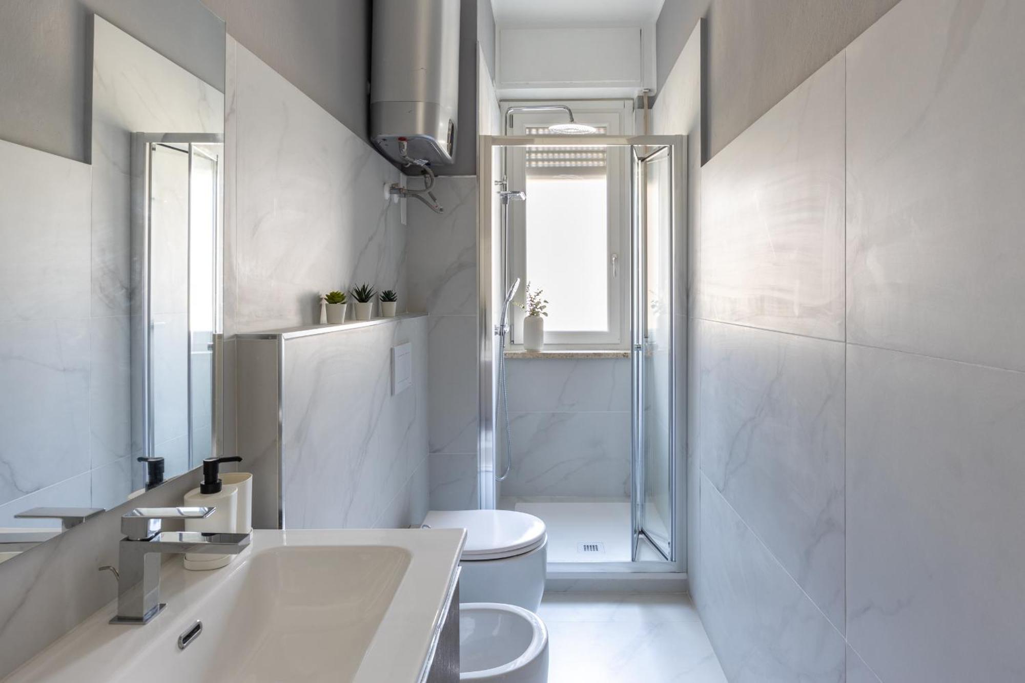 8 Min Dalla Metro Casa Elegante Con Netflix E Wifi Мілан Екстер'єр фото